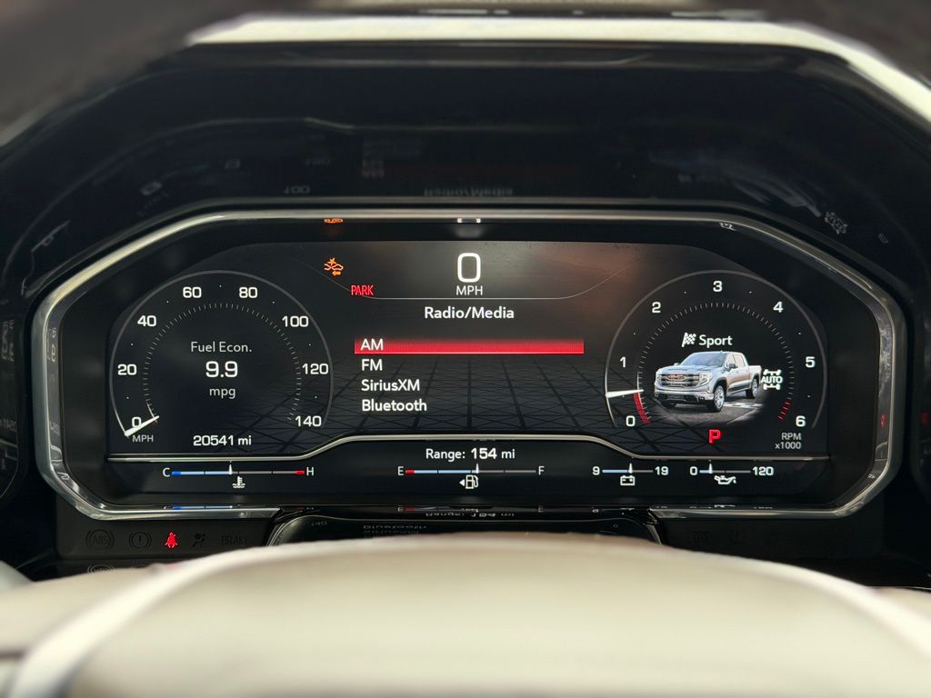 2025 GMC Sierra 1500 SLT - Photo 13
