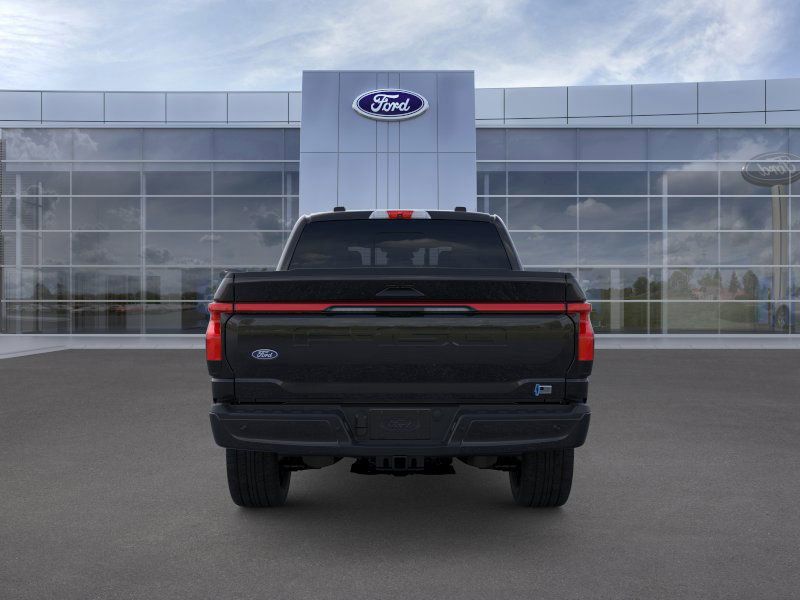 2025 Ford F-150 Lightning Platinum - Photo 38