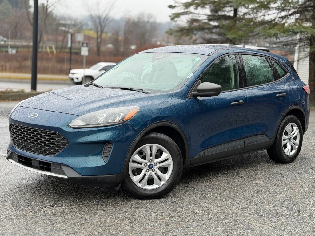 2020 Ford Escape S's photo