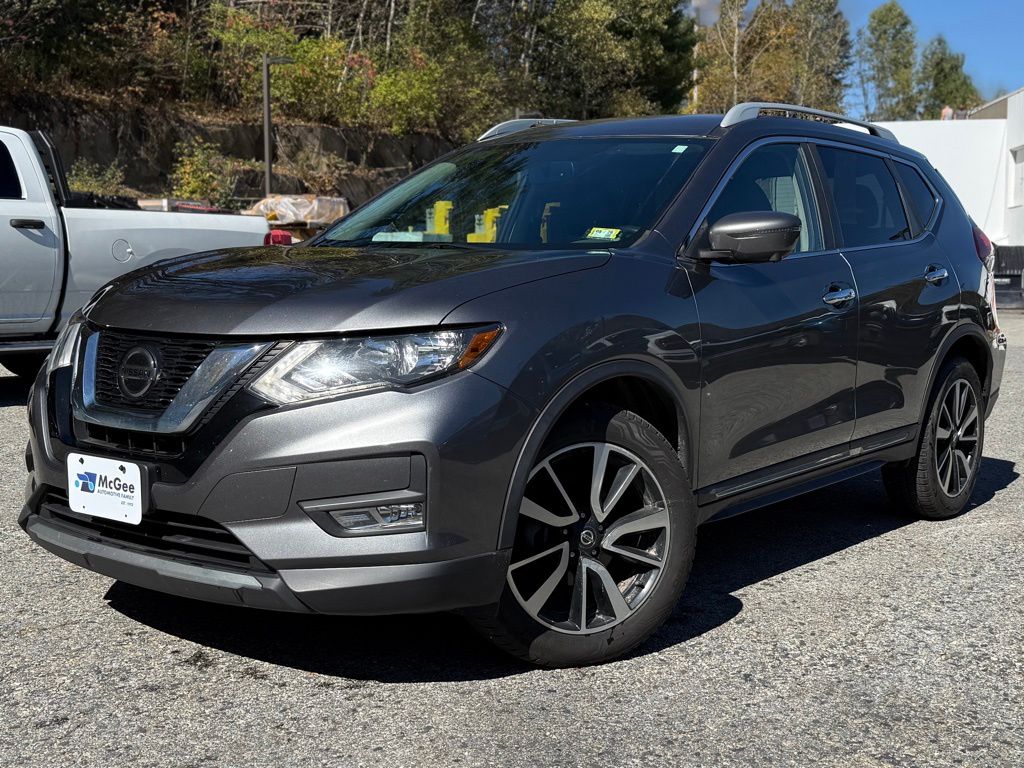 2020 Nissan Rogue SL's photo