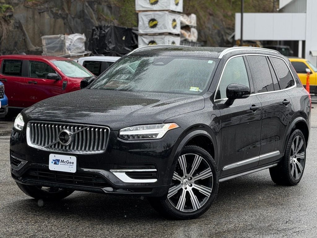 2024 Volvo XC90 T8 Recharge Ultimate Bright Theme 4WD's photo