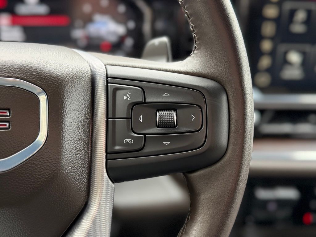 2025 GMC Sierra 1500 SLT - Photo 12