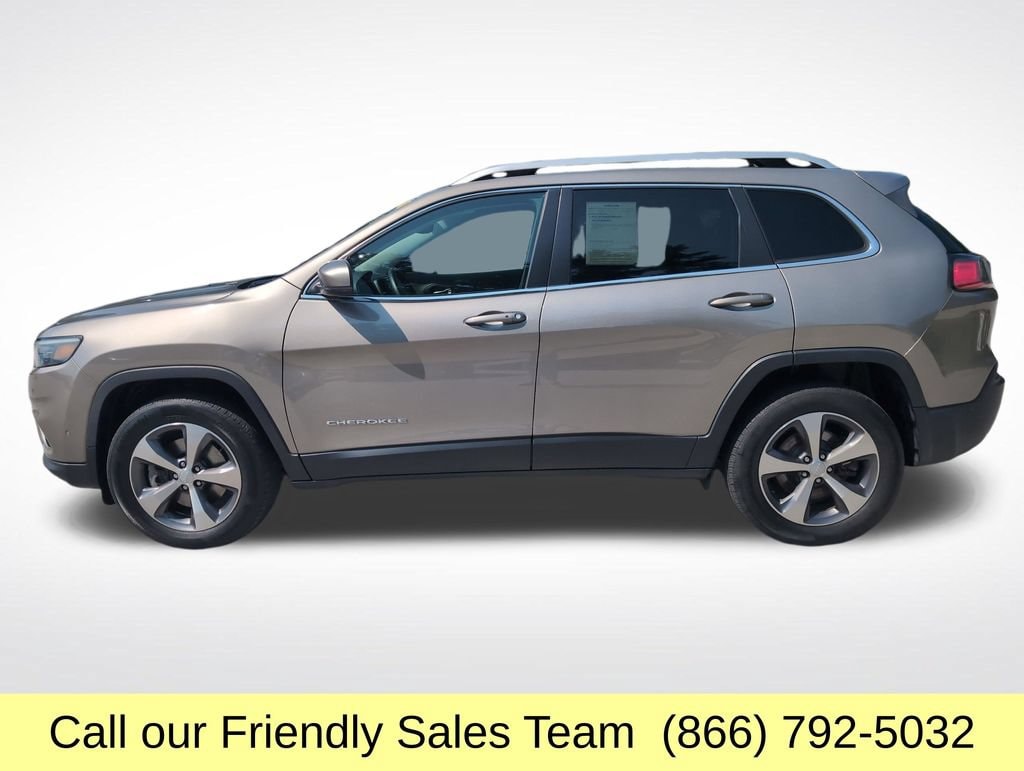 Used 2021 Jeep Cherokee Limited with VIN 1C4PJMDX0MD132717 for sale in Epping, NH
