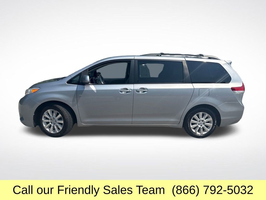 Used 2011 Toyota Sienna LE with VIN 5TDJK3DC1BS023341 for sale in Epping, NH