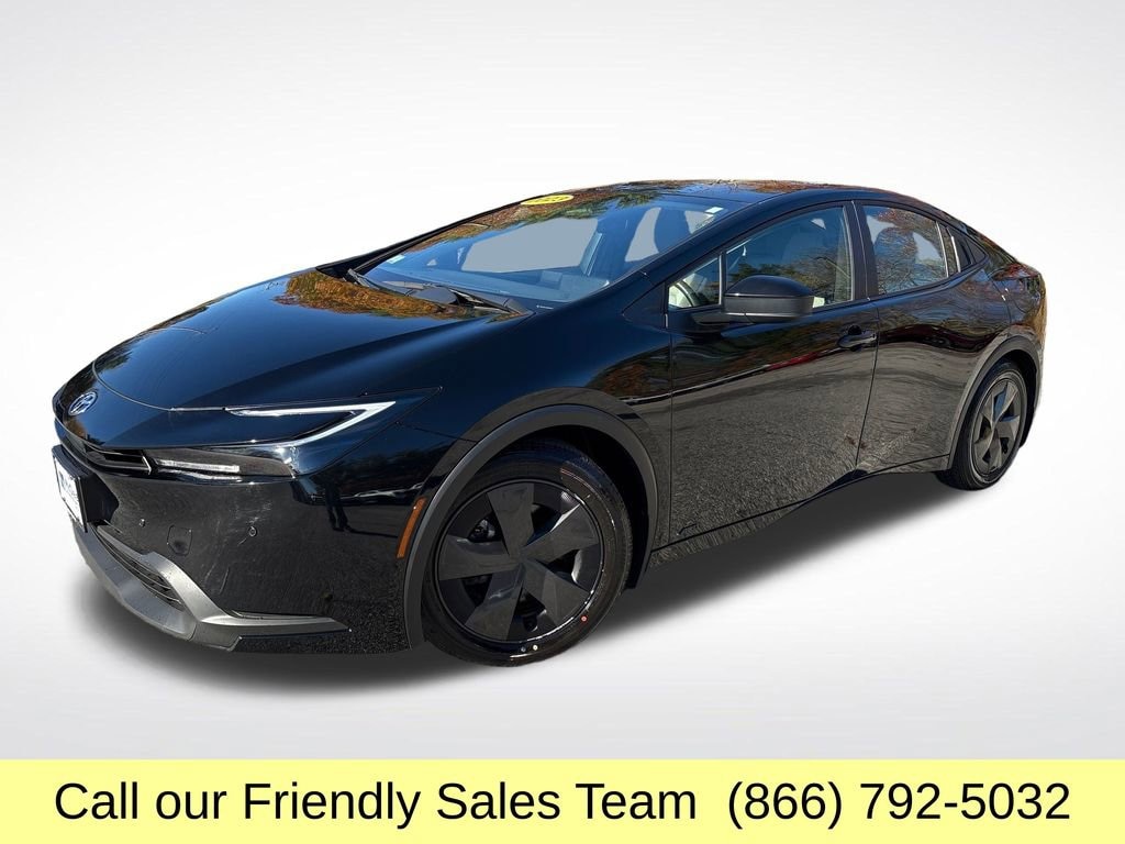 Used 2023 Toyota Prius LE Hatchback