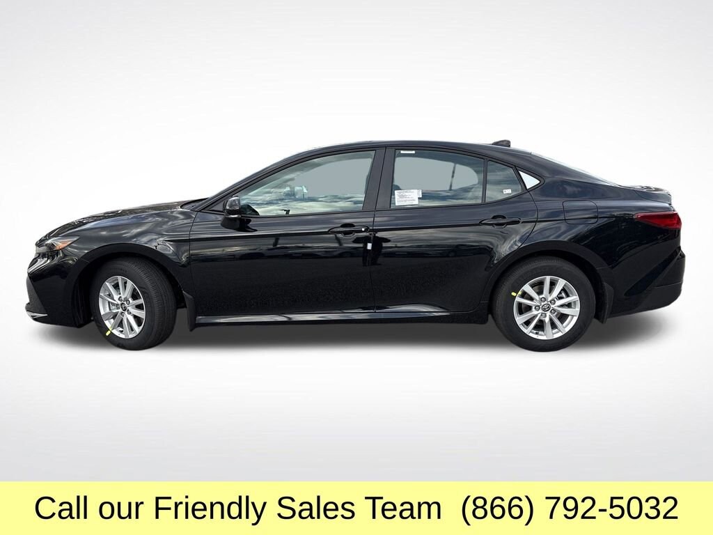 2026 Toyota Camry LE photo 2