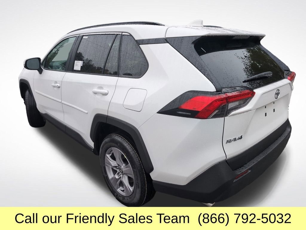 New 2025 Toyota RAV4 XLE XLE AWD SUV