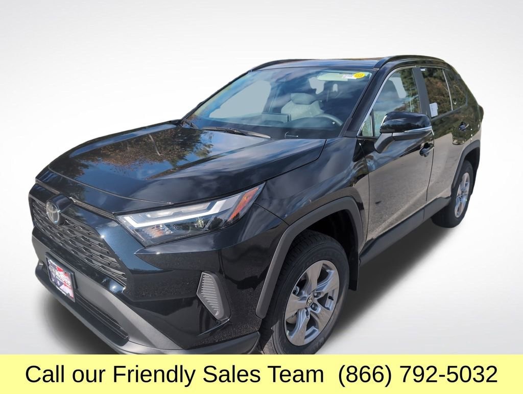 New 2025 Toyota RAV4 XLE XLE AWD SUV