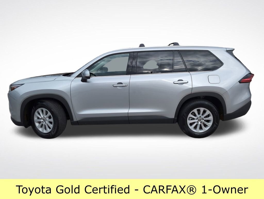 2025 Toyota Grand Highlander XLE photo 2