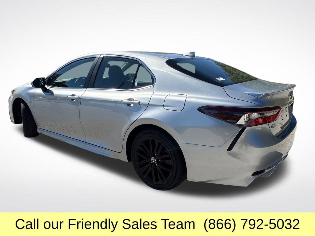 Used 2023 Toyota Camry SE Sedan