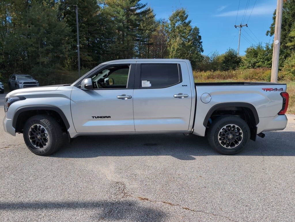 New 2026 Toyota Tundra SR5 SR5 CREWMAX 5.5