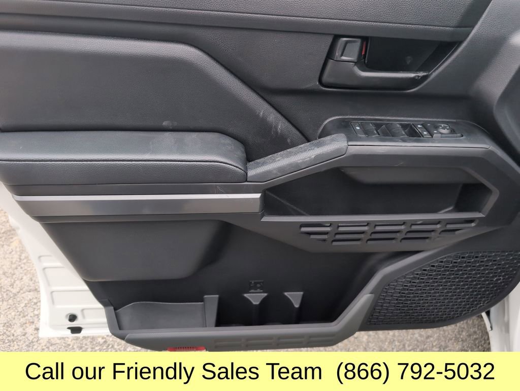2026 Toyota Tacoma SR5 - Photo 11