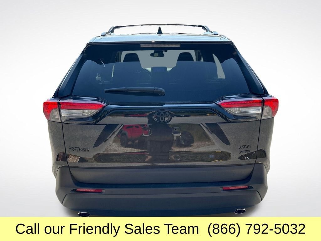 New 2025 Toyota RAV4 XLE XLE AWD SUV