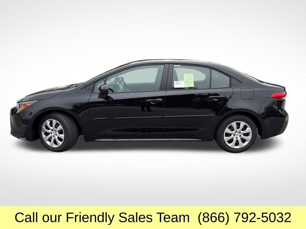 2026 Toyota Corolla LE photo 2