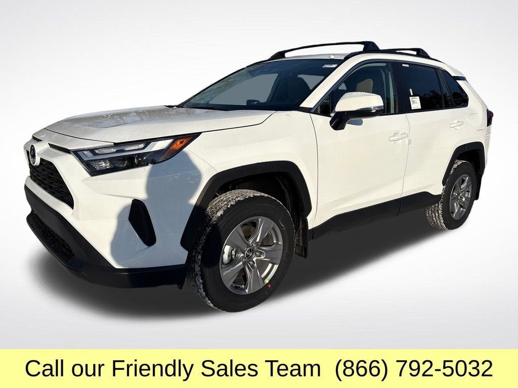 2025 Toyota RAV4 XLE's photo