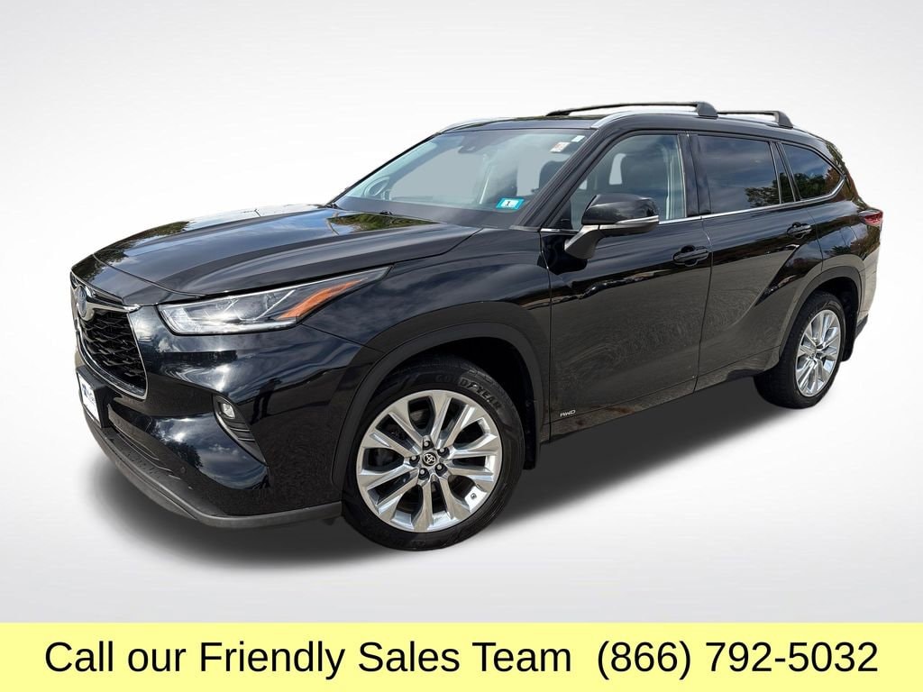 2022 Toyota Highlander Hybrid SUV  2022 Toyota Highlander Hybrid SUV