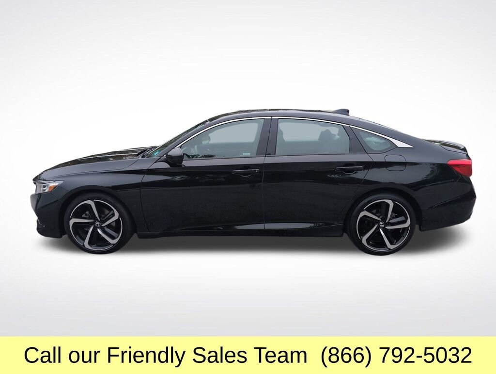 2022 Honda Accord Sport 2.0T photo 2