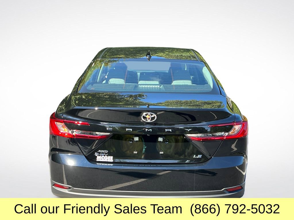 2025 Toyota Camry LE photo 4