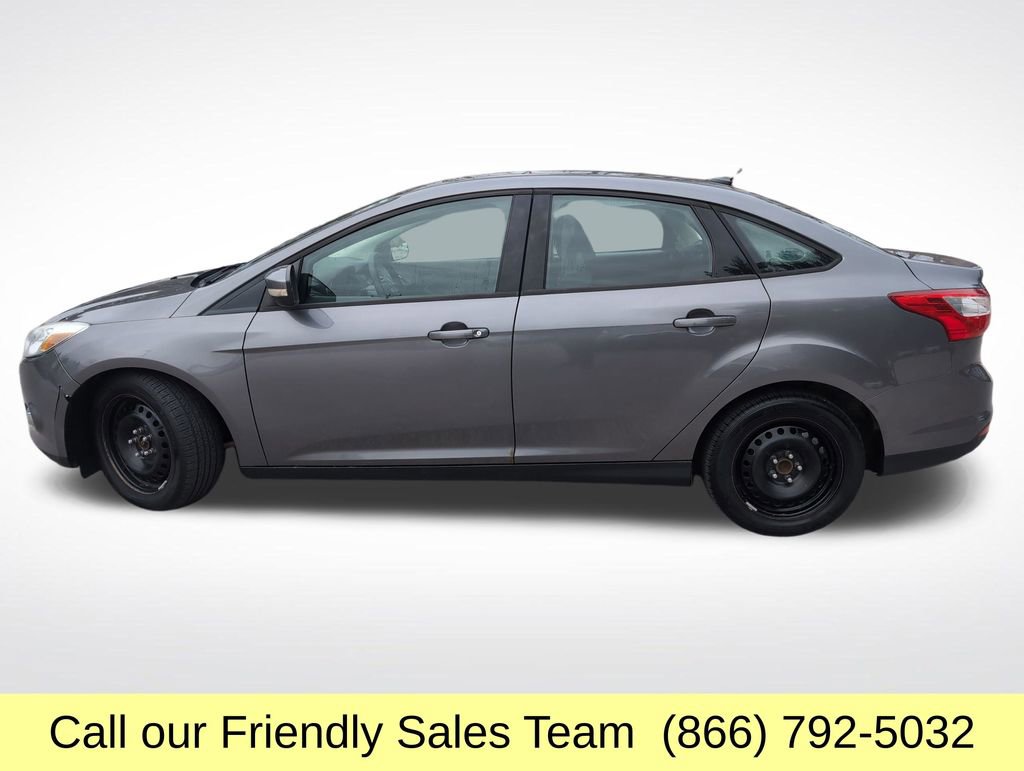 Used 2012 Ford Focus SE with VIN 1FAHP3F20CL419189 for sale in Epping, NH