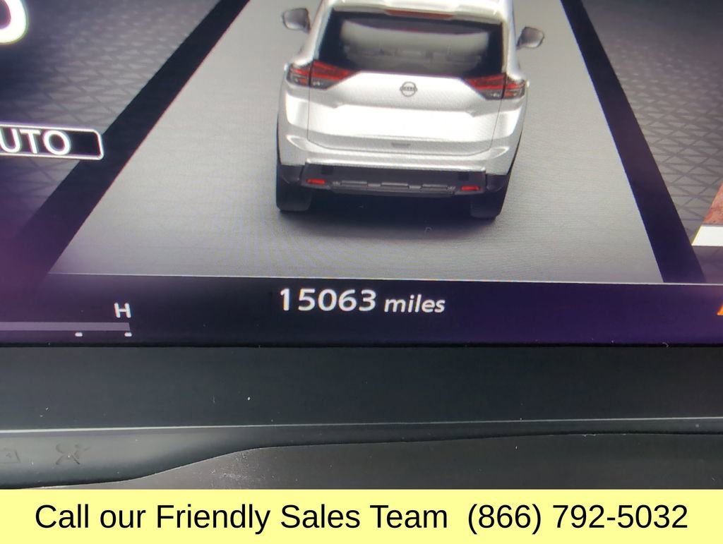 2024 Nissan Rogue SL - Photo 16