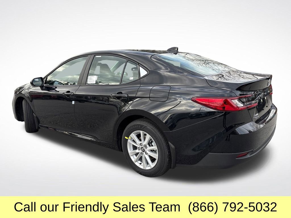 2026 Toyota Camry LE photo 3