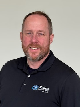 Staff member Tom Carlson from ID_4603edbbfc6f