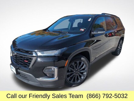 2023 Chevrolet Traverse RS SUV