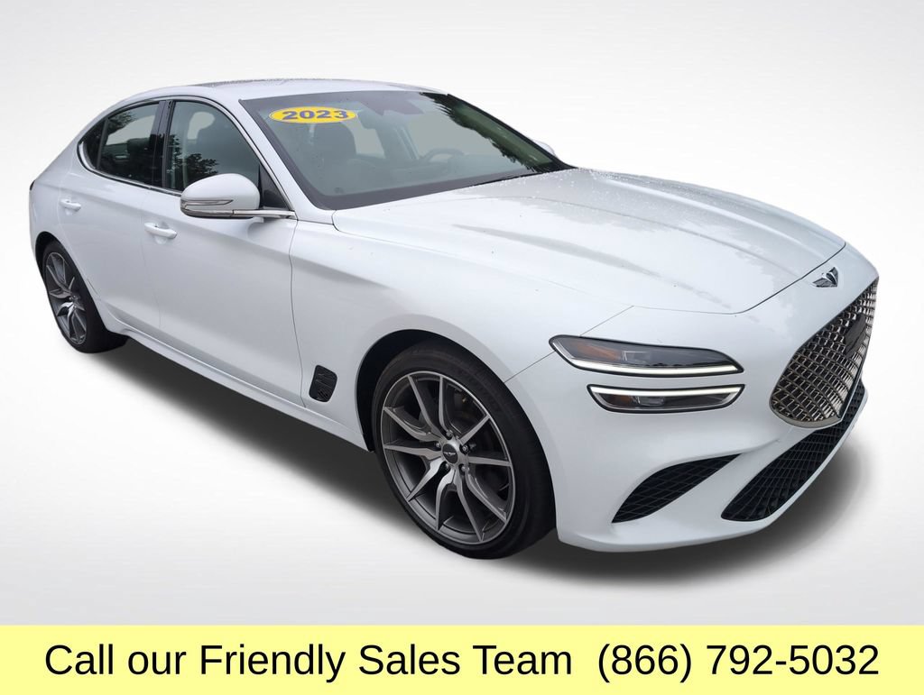 2023 GENESIS G70 Standard - Photo 9