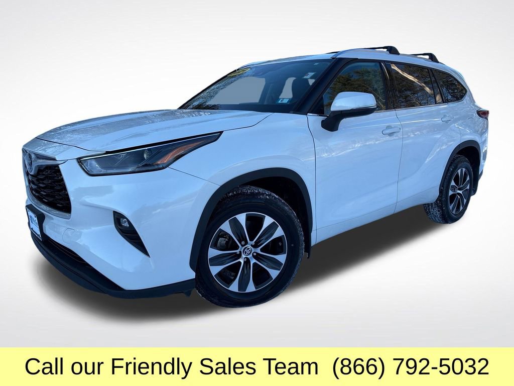 2021 Toyota Highlander XLE's photo