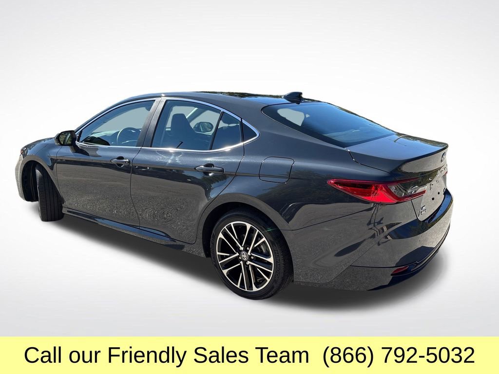 2025 Toyota Camry XLE photo 3