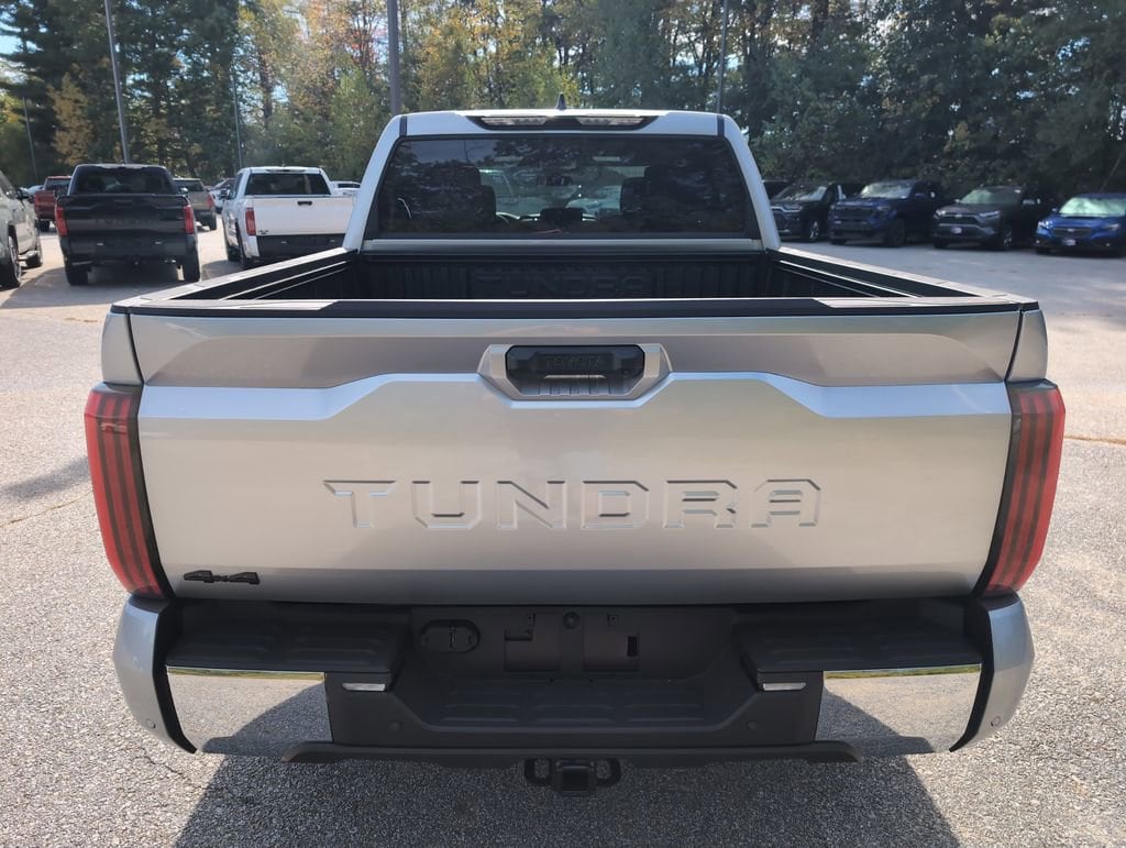 New 2026 Toyota Tundra SR5 SR5 CREWMAX 5.5