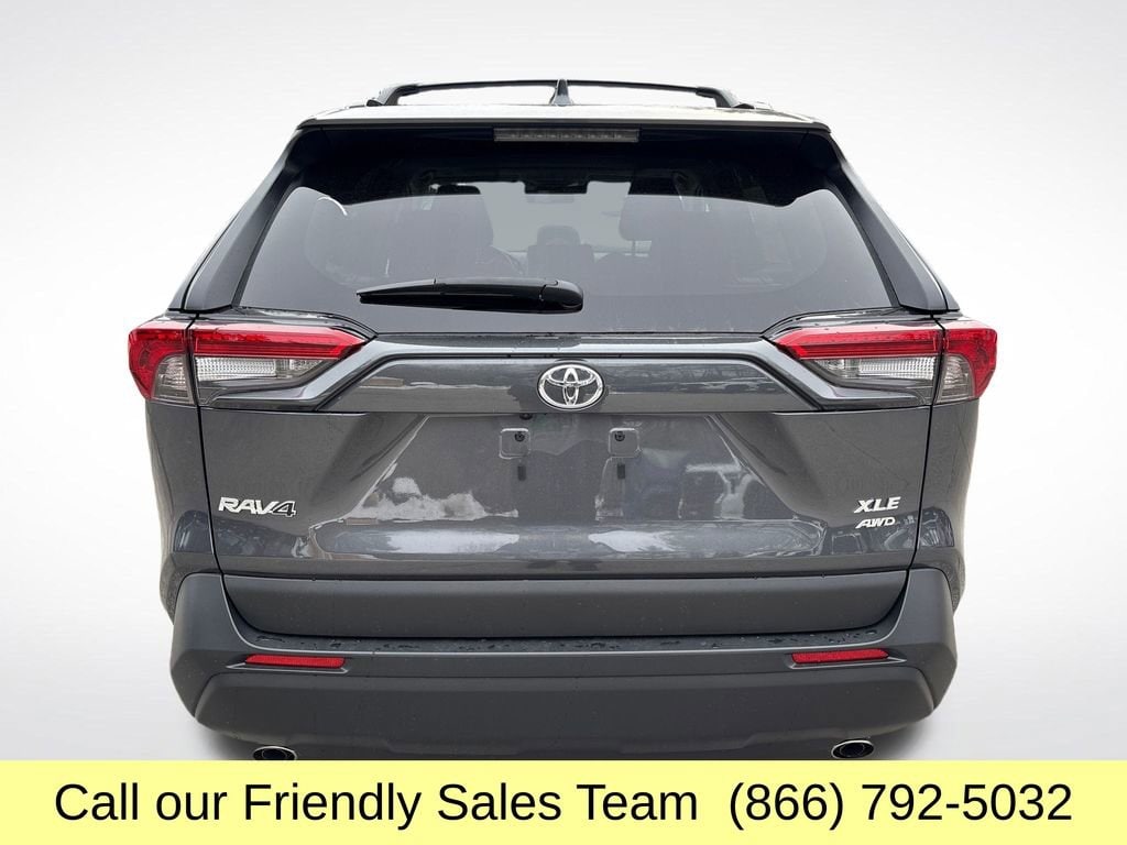 New 2025 Toyota RAV4 XLE XLE AWD SUV
