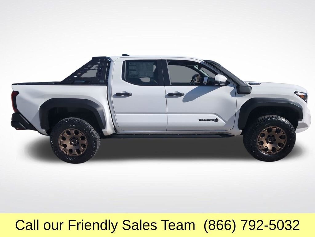 2025 Toyota Tacoma Trailhunter - Photo 6