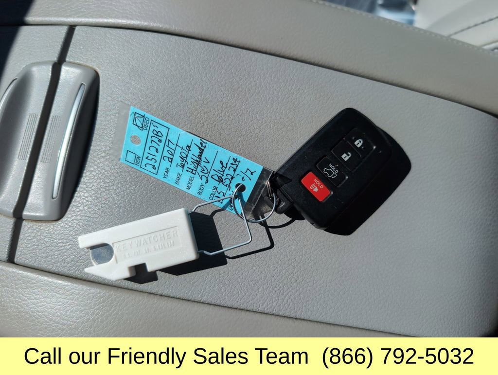 Used 2017 Toyota Highlander For Sale at McGee Toyota of Epping