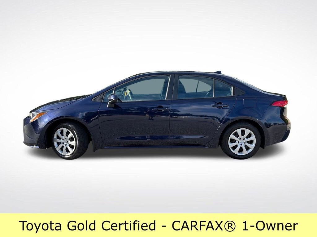 2020 Toyota Corolla LE photo 2