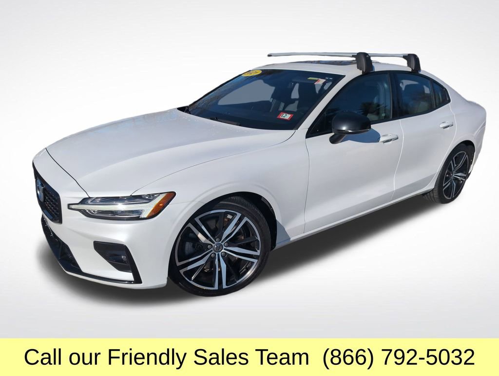 2021 Volvo S60 R-Design's photo