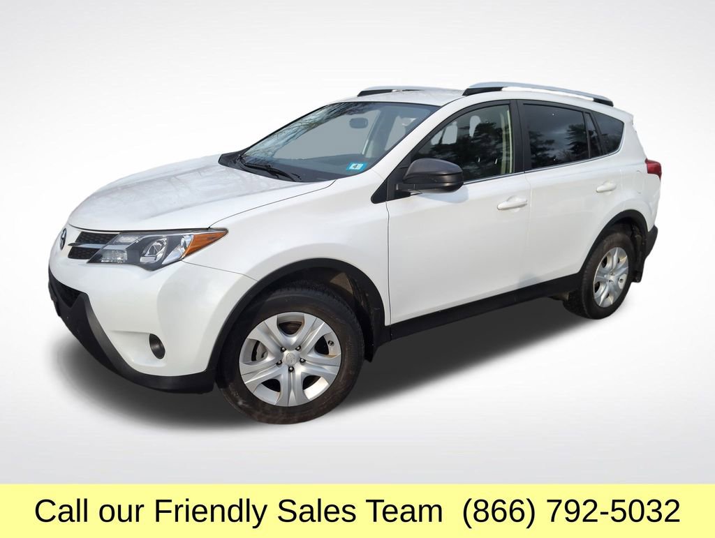 2015 Toyota RAV4 LE's photo