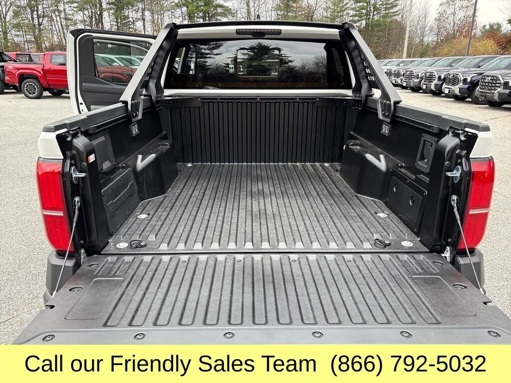 2025 Toyota Tacoma Trailhunter - Photo 19