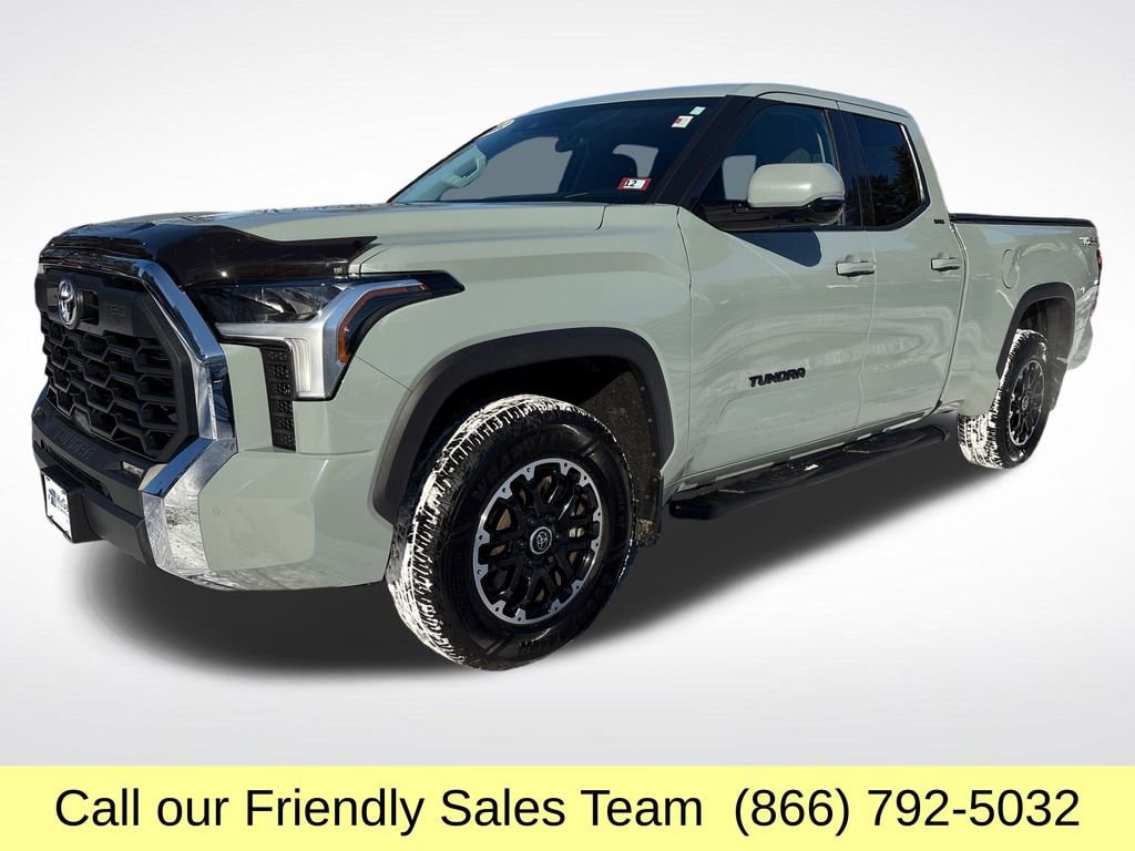 2022 Toyota Tundra SR5's photo