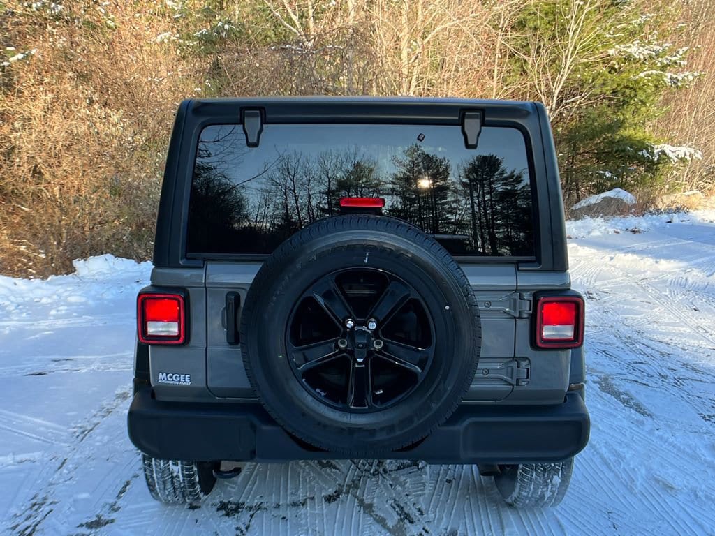 Used 2022 Jeep Wrangler Unlimited Sport SUV