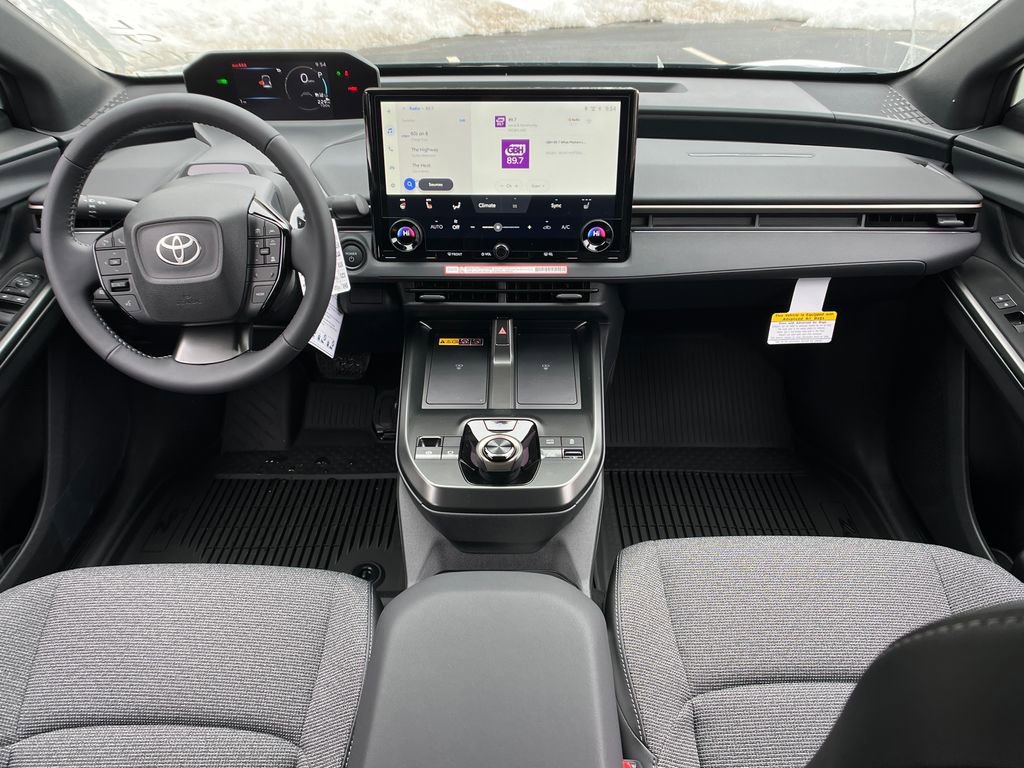2026 Toyota bZ XLE - Photo 13