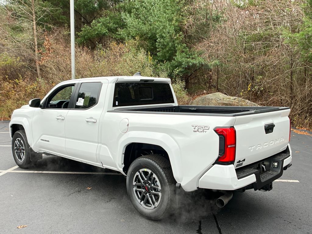 2025 Toyota Tacoma TRD Sport Double Cab photo 3