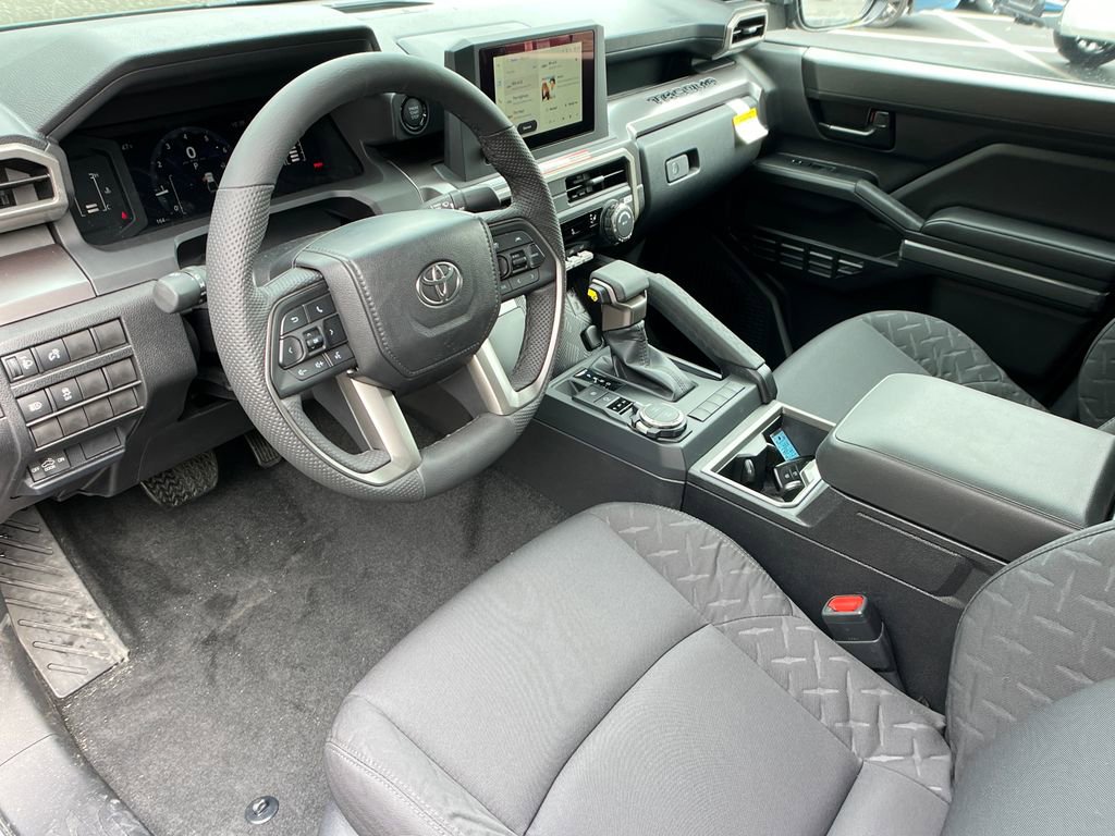 2026 Toyota Tacoma SR5 - Photo 10