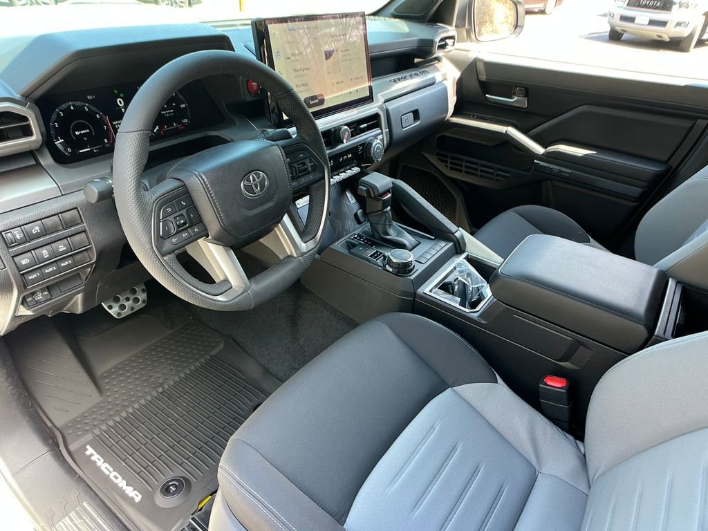 2026 Toyota Tacoma TRD Sport - Photo 11