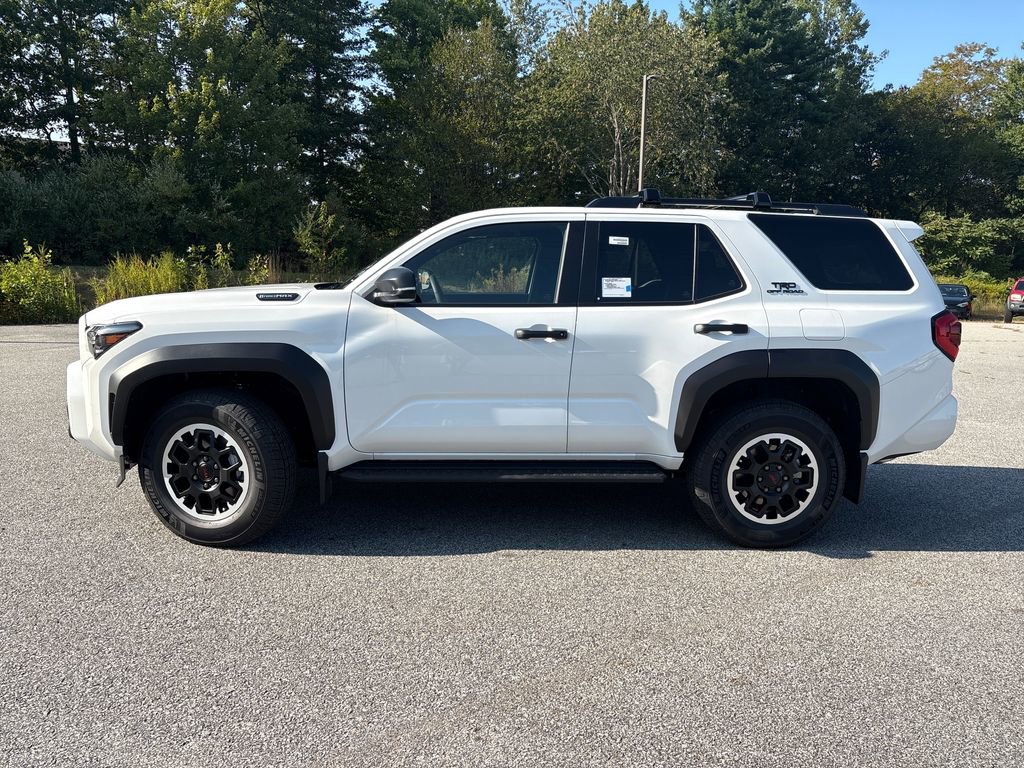 2025 Toyota 4Runner TRD Off-Road photo 2