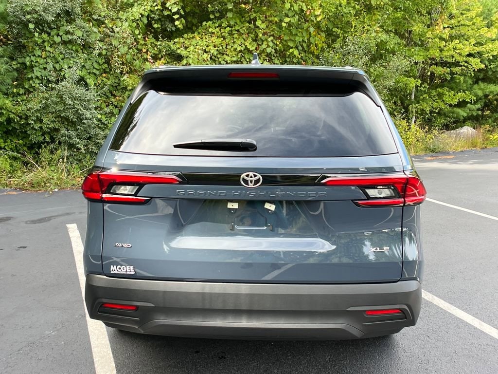 Used 2025 Toyota Grand Highlander XLE SUV