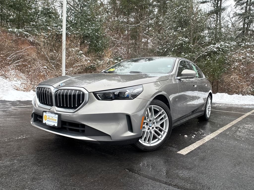 2024 BMW 5 Series 530i's photo