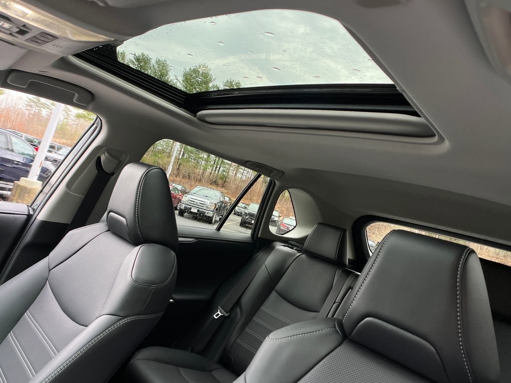 2025 Toyota RAV4 Limited - Photo 21
