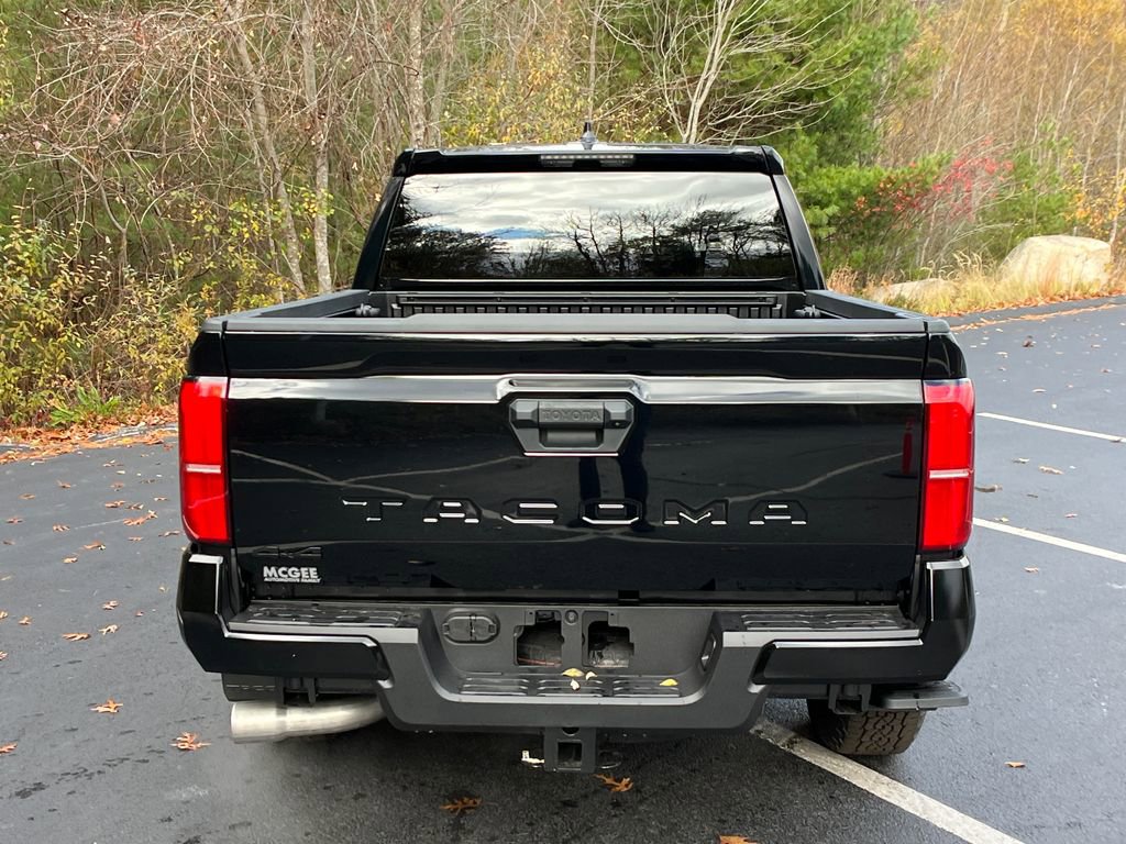2025 Toyota Tacoma TRD Off-Road Double Cab photo 4