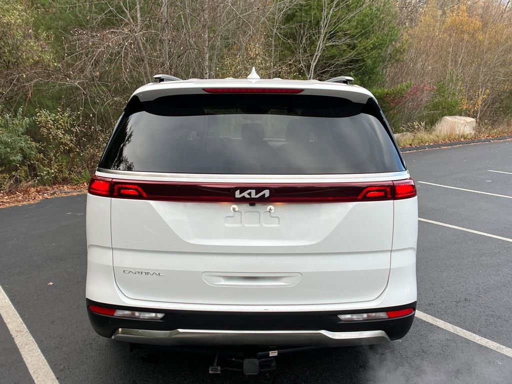 Used 2024 Kia Carnival SX MPV
